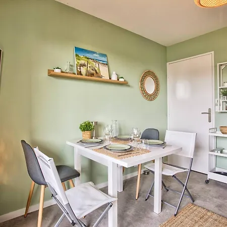 Parenthese Face A Lhorizon A - Fr-1-788-87 شقة *